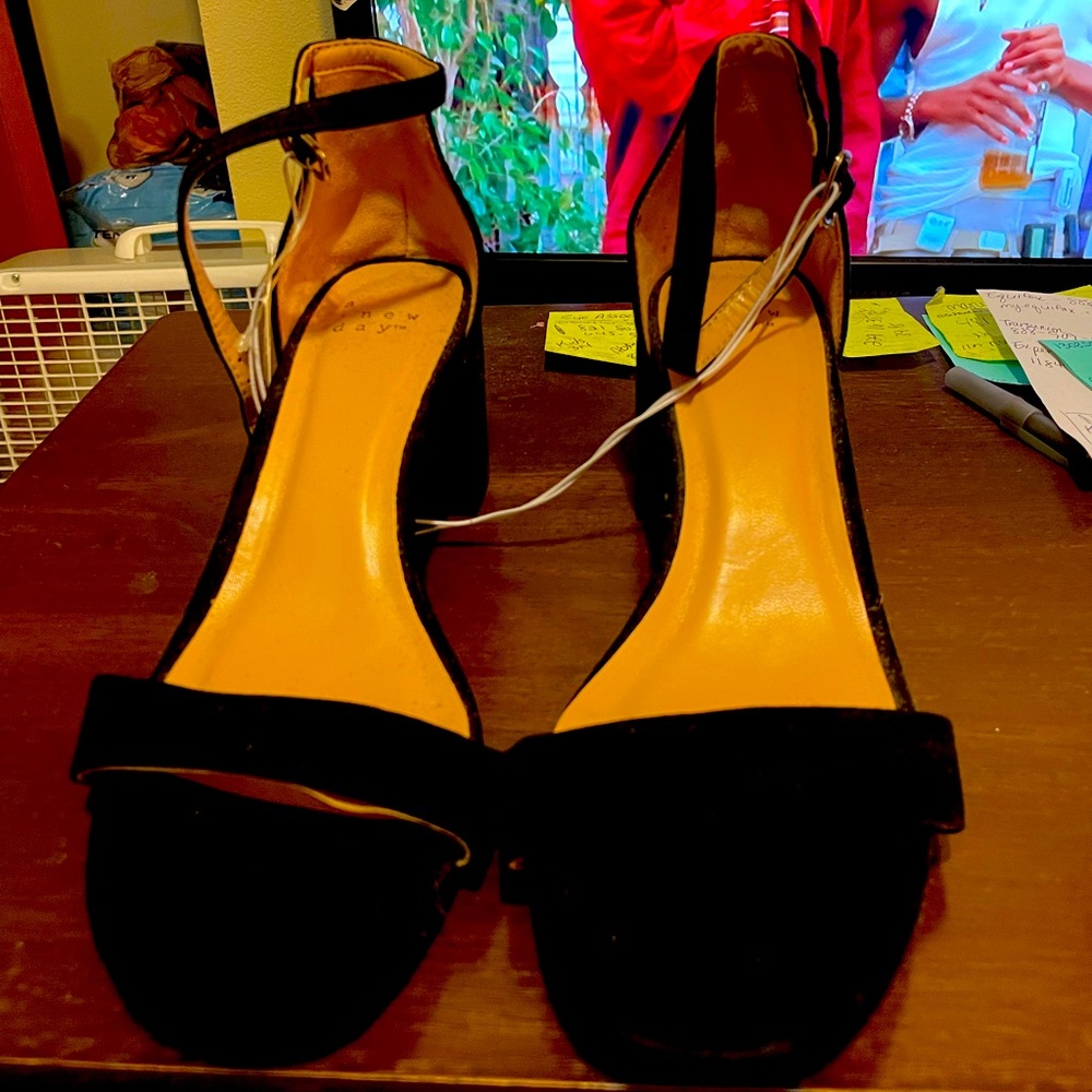 COPY - Black short heels